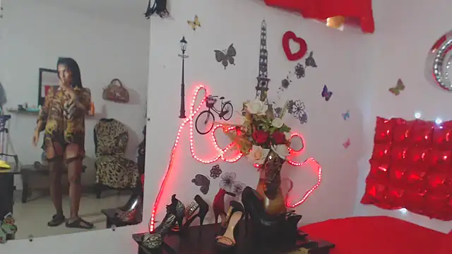 Snapshot of brigitht chatting on March 7, 1:29 pm brigitht online show from March 7, 1:29 pm