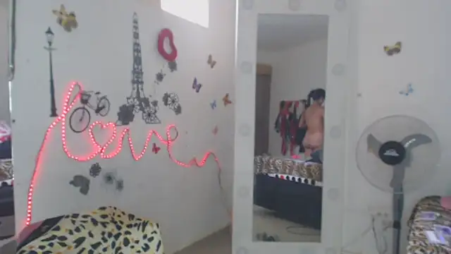 Snapshot of brigitht chatting on March 30, 6:31 pm brigitht online show from March 30, 6:31 pm