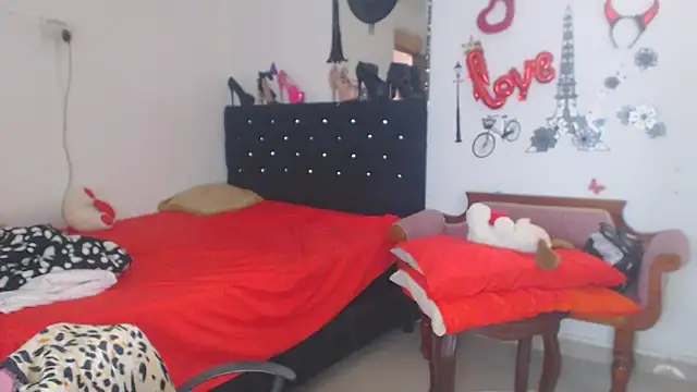 Snapshot of brigitht chatting on April 28, 6:46 pm brigitht online show from April 28, 6:46 pm