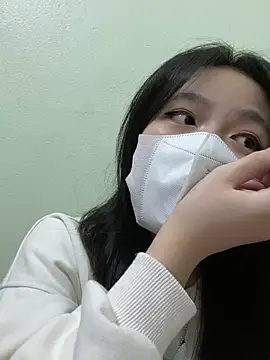 minmin2kk5 online show from January 6, 1:20 am