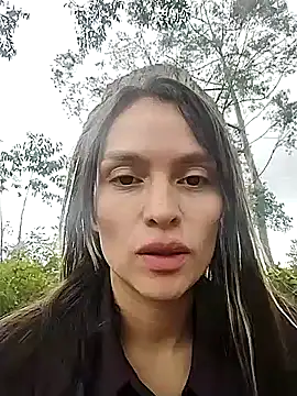 manu lara online show from September 17, 5:58 pm