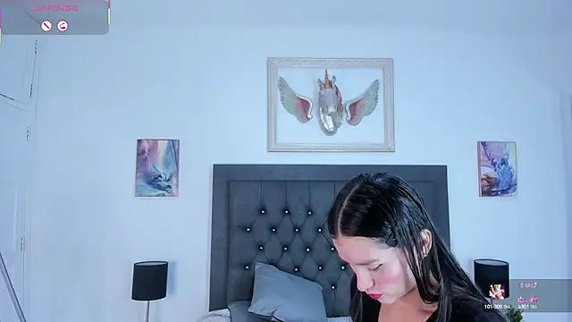 manu lara online show from September 27, 11:15 am