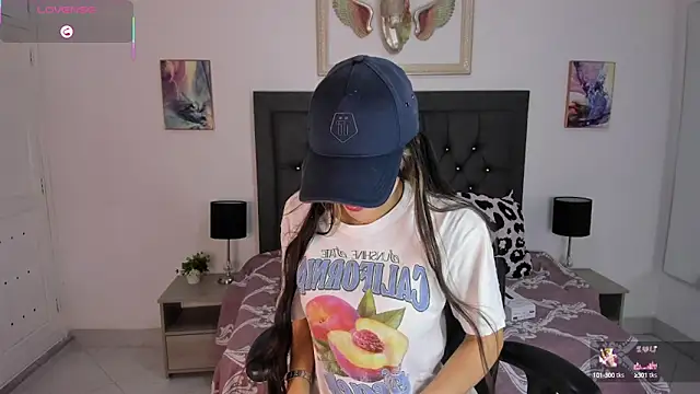 manu lara online show from October 5, 11:52 am