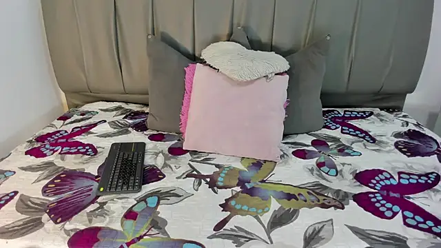 Cherllynn online show from February 12, 3:27 pm