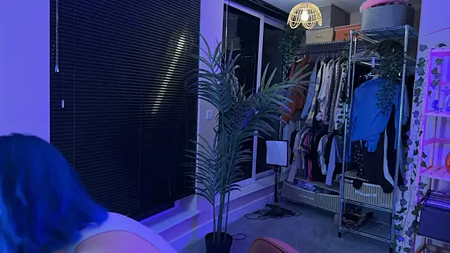  vixenp online show from September 29, 6:24 pm