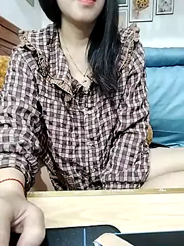 cream1299 online show from February 16, 9:27 pm
