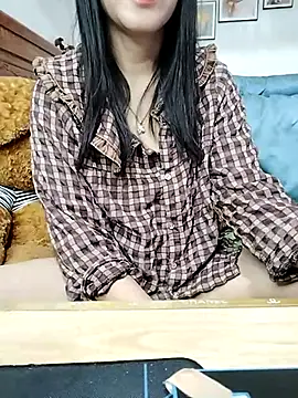 cream1299 online show from February 17, 12:32 am