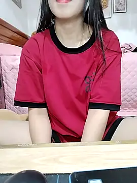 cream1299 online show from October 28, 12:52 pm