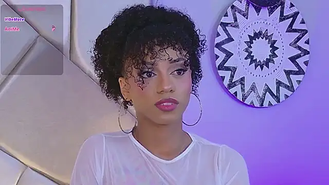 Snapshot of Nahomi_King chatting on February 12, 1:06 pm Nahomi King online show from February 12, 1:06 pm