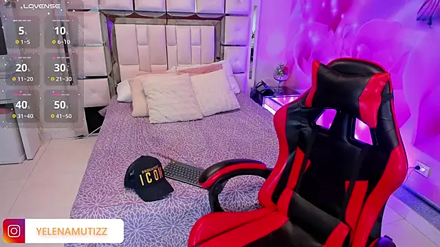 Yelena mutiz online show from October 25, 1:07 pm