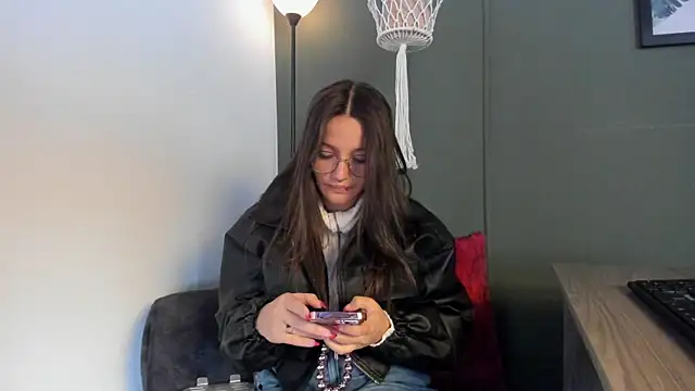Snapshot of Elecktra_sweet chatting on April 25, 3:42 pm Elecktra sweet online show from April 25, 3:42 pm