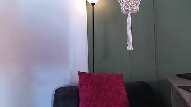 Snapshot of Elecktra_sweet chatting on April 29, 7:42 pm Elecktra sweet online show from April 29, 7:42 pm