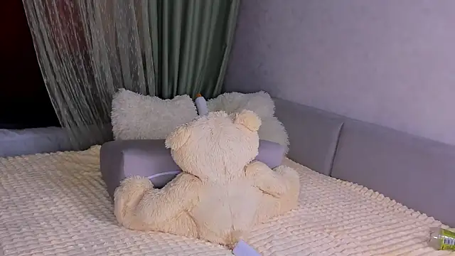 Snapshot of Sweeet_Barbie chatting on April 28, 4:12 pm Sweeet Barbie online show from April 28, 4:12 pm