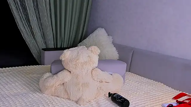 Snapshot of Sweeet_Barbie chatting on May 31, 4:36 pm Sweeet Barbie online show from May 31, 4:36 pm