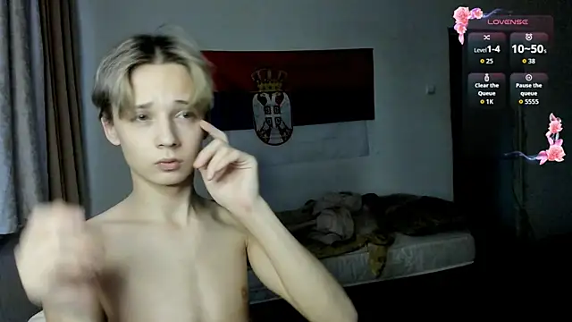 Snapshot of Vampirella_GS chatting on October 12, 4:11 am Vampirella GS online show from October 12, 4:11 am