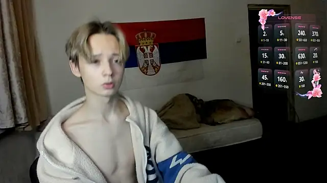 Snapshot of Vampirella_GS chatting on October 27, 12:04 am Vampirella GS online show from October 27, 12:04 am