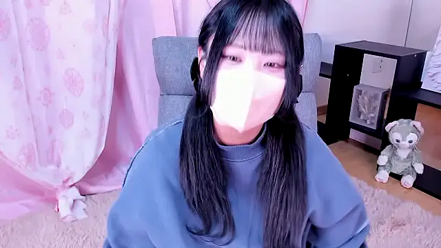 Snapshot of p_RUMiMi chatting on February 23, 9:22 am p RUMiMi online show from February 23, 9:22 am