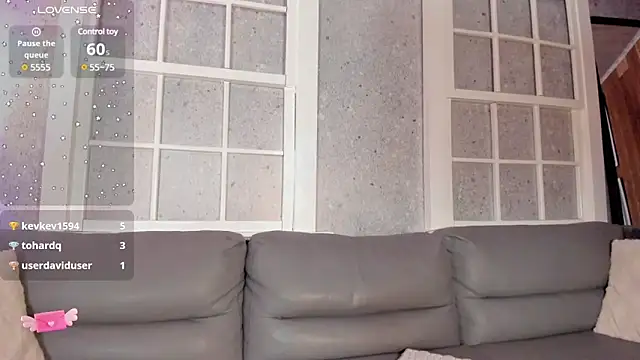 Aprillbrunette online show from January 23, 5:24 am