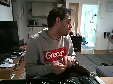mihaimichael online show from February 18, 11:33 am