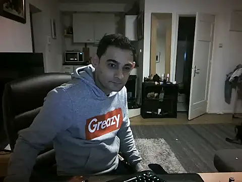mihaimichael online show from February 24, 9:52 pm