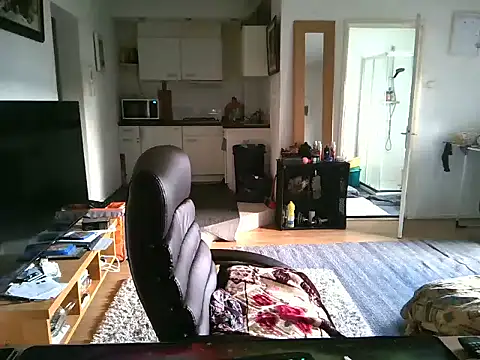 mihaimichael online show from February 27, 9:11 am