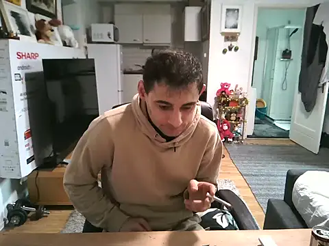 Snapshot of mihaimichael chatting on October 27, 12:09 pm mihaimichael online show from October 27, 12:09 pm