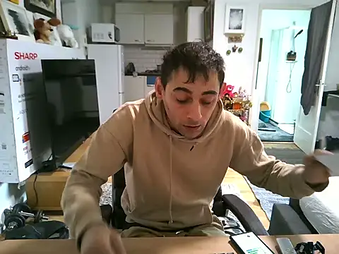 Snapshot of mihaimichael chatting on October 28, 12:30 pm mihaimichael online show from October 28, 12:30 pm