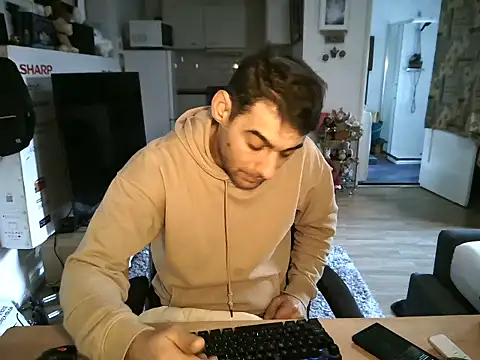 mihaimichael online show from November 18, 2:21 pm