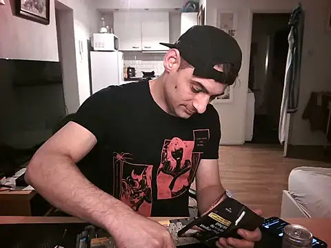 mihaimichael online show from July 2, 12:21 am
