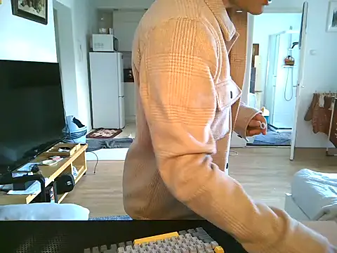 mihaimichael online show from July 2, 3:29 pm