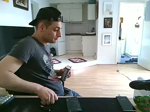 mihaimichael online show from July 4, 10:10 am