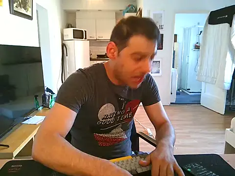 mihaimichael online show from July 14, 4:56 pm