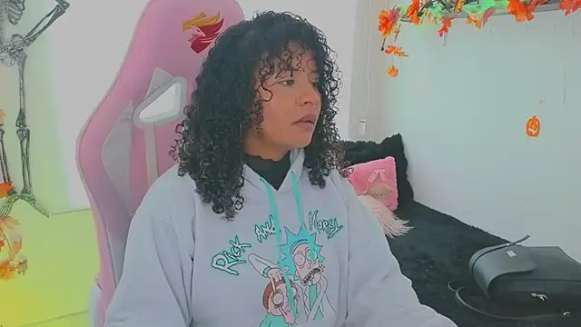 keyla roberts777 online show from October 22, 7:35 pm