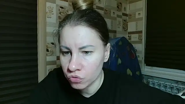 Snapshot of TherestlessKitty chatting on March 1, 10:12 pm TherestlessKitty online show from March 1, 10:12 pm