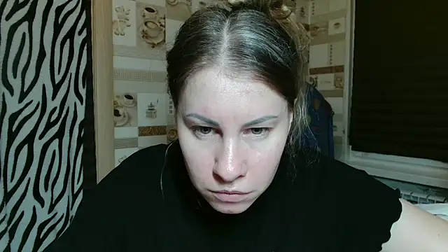 Snapshot of TherestlessKitty chatting on March 4, 12:38 am TherestlessKitty online show from March 4, 12:38 am