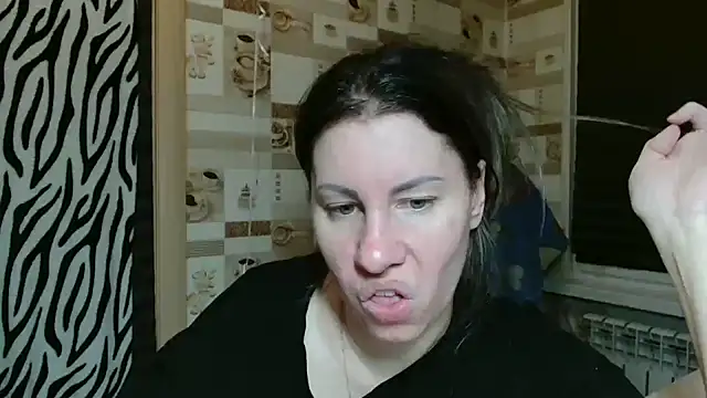 Snapshot of TherestlessKitty chatting on March 7, 10:18 pm TherestlessKitty online show from March 7, 10:18 pm