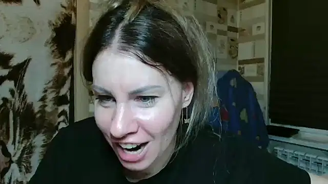 Snapshot of TherestlessKitty chatting on March 15, 10:27 pm TherestlessKitty online show from March 15, 10:27 pm