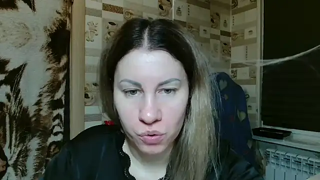 Snapshot of TherestlessKitty chatting on March 16, 9:08 pm TherestlessKitty online show from March 16, 9:08 pm