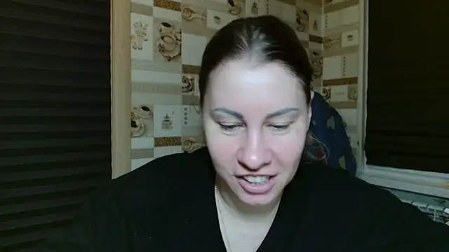 Snapshot of TherestlessKitty chatting on April 4, 10:18 pm TherestlessKitty online show from April 4, 10:18 pm