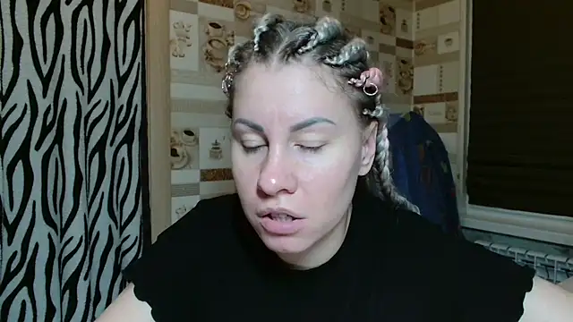 TherestlessKitty online show from May 1, 10:14 pm