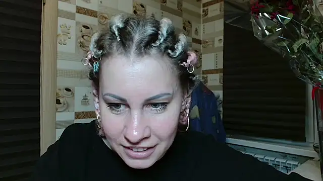 TherestlessKitty online show from May 10, 10:48 pm