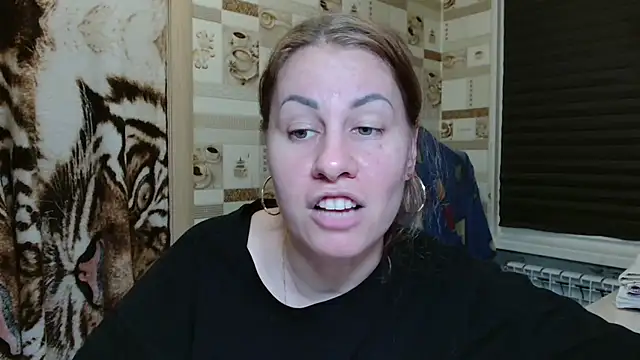 TherestlessKitty online show from August 9, 10:15 pm