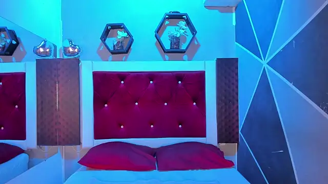 Karoll014 online show from February 13, 12:34 pm