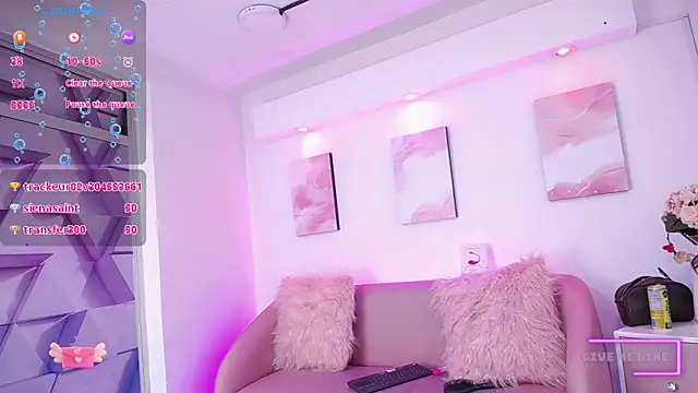 Snapshot of Tayzon_Foxxx chatting on January 12, 12:49 am Tayzon Foxxx online show from January 12, 12:49 am