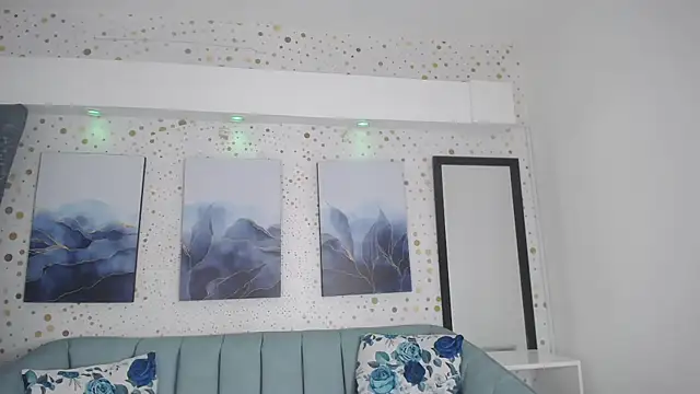 Snapshot of Tayzon_Foxxx chatting on March 11, 12:33 am Tayzon Foxxx online show from March 11, 12:33 am