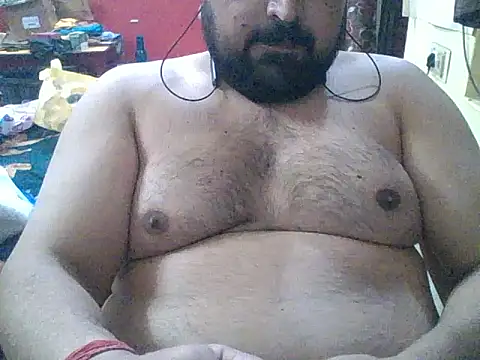 Snapshot of ARYANAVAILABLE chatting on December 20, 9:33 pm ARYANAVAILABLE online show from December 20, 9:33 pm