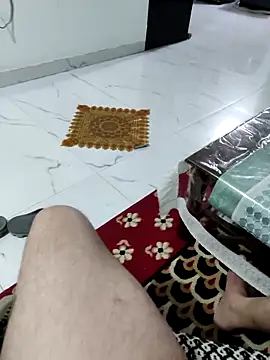 Snapshot of ARYANAVAILABLE chatting on February 13, 9:55 pm ARYANAVAILABLE online show from February 13, 9:55 pm