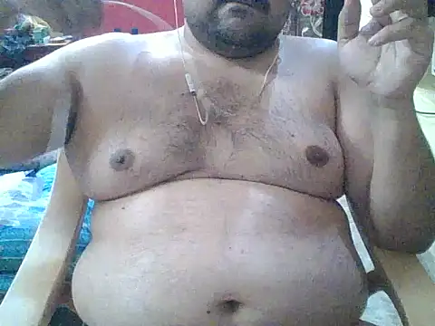 Snapshot of ARYANAVAILABLE chatting on March 6, 12:07 am ARYANAVAILABLE online show from March 6, 12:07 am