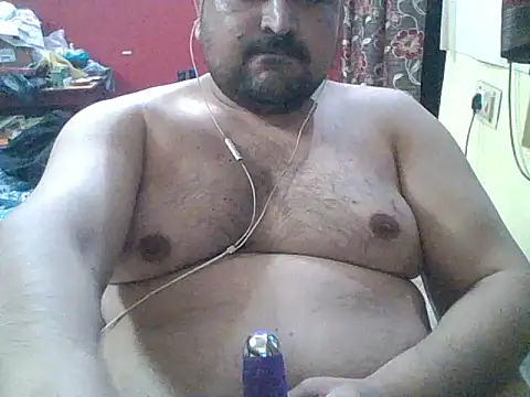 Snapshot of ARYANAVAILABLE chatting on March 9, 12:47 am ARYANAVAILABLE online show from March 9, 12:47 am