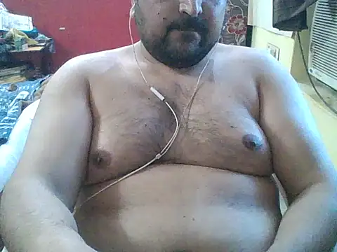 Snapshot of ARYANAVAILABLE chatting on March 13, 11:06 am ARYANAVAILABLE online show from March 13, 11:06 am